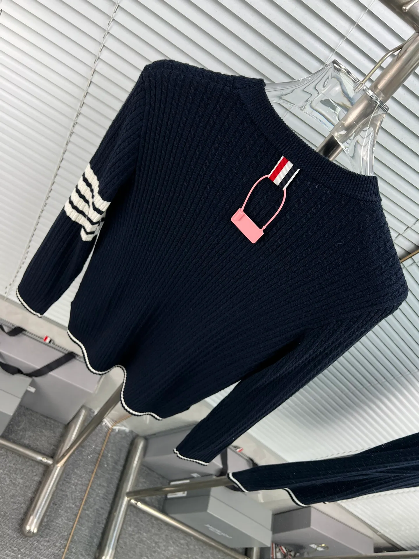 THOM BROWNE🇳🇱 ： ， ， TB ， ， ， ， ， Sizes:0.1.2（SML） :Gray White Navy Blue